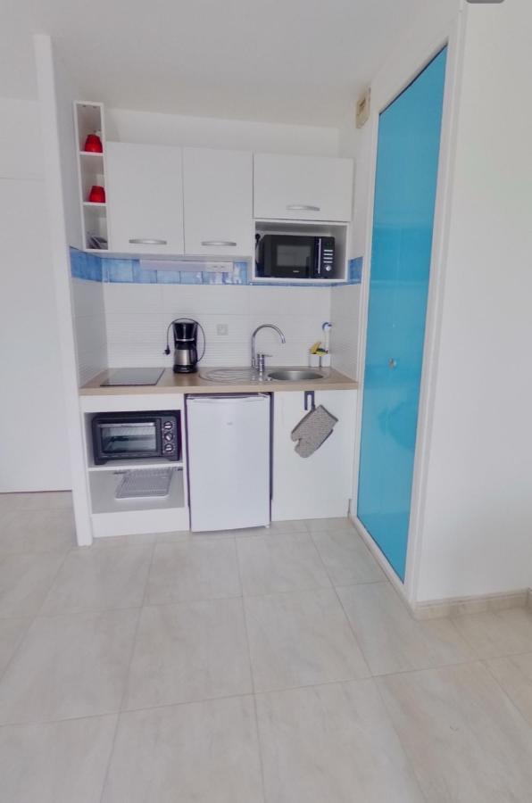 Appartement Proche De La Mer Курсел-сюр-Мер Екстериор снимка