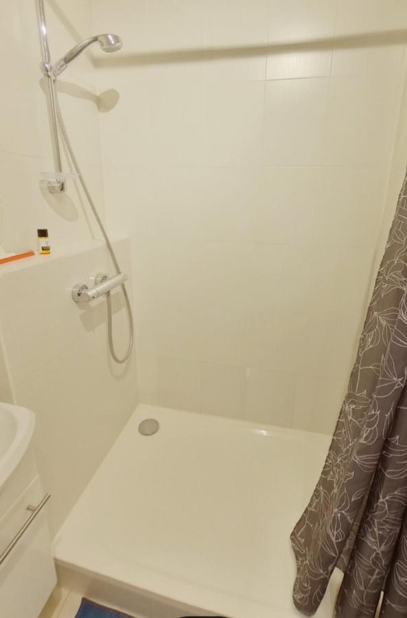 Appartement Proche De La Mer Курсел-сюр-Мер Екстериор снимка